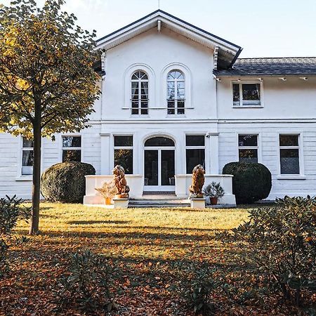 Meeressterne Hotel Weisses Schloss 塞巴特黑灵斯多夫 外观 照片
