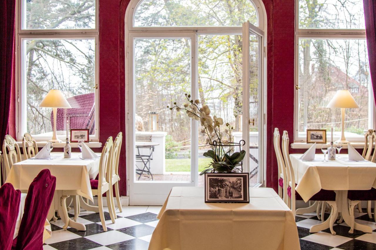 Meeressterne Hotel Weisses Schloss 塞巴特黑灵斯多夫 外观 照片