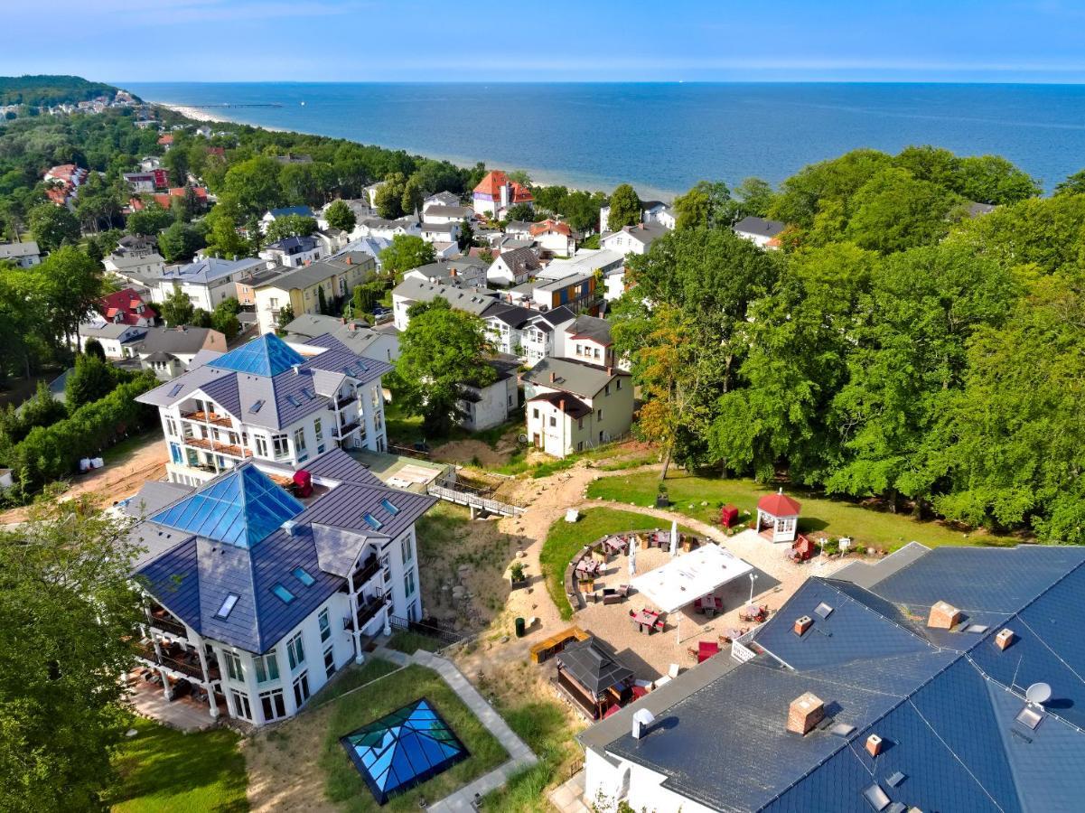 Meeressterne Hotel Weisses Schloss 塞巴特黑灵斯多夫 外观 照片
