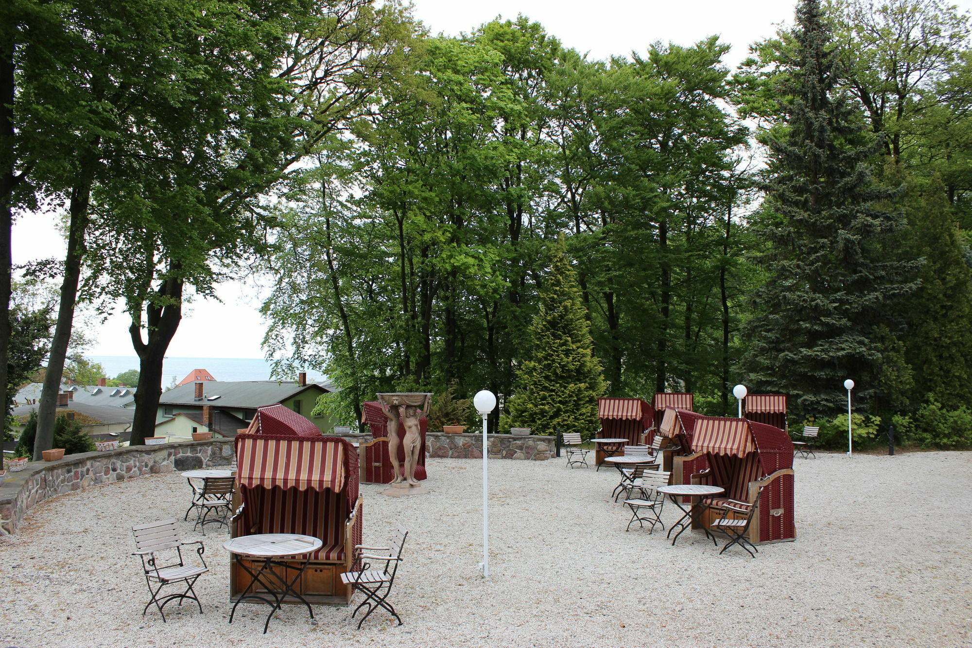 Meeressterne Hotel Weisses Schloss 塞巴特黑灵斯多夫 外观 照片